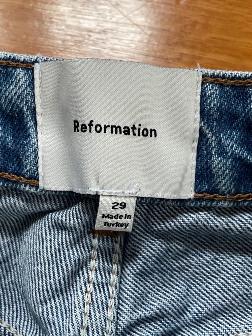 REFORMATION // Cynthia High Rise Straight Jeans size 29 short - Colorado wash - Picture 13 of 16